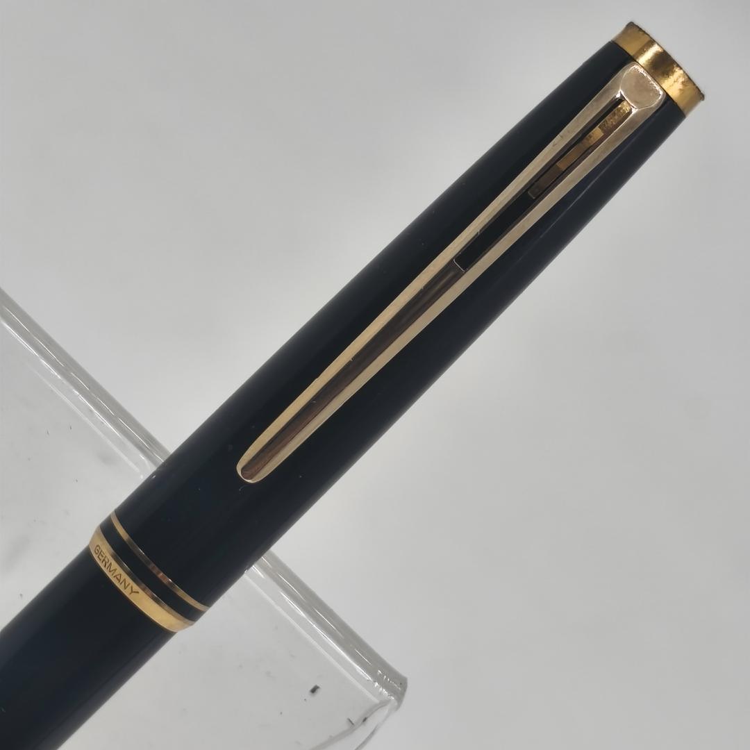 MONT BLANC　モンブラン ボールペン クラシック ブラック