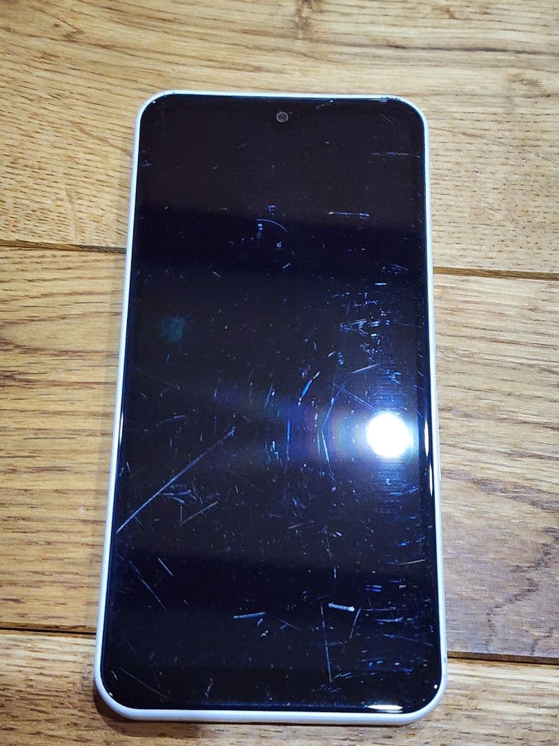 スマートフォン本体 Arrows F51b