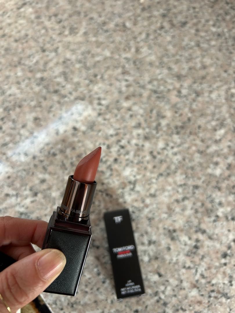 TOM FORDトムフォードビューティFUCKING ファビュラスリップ F5