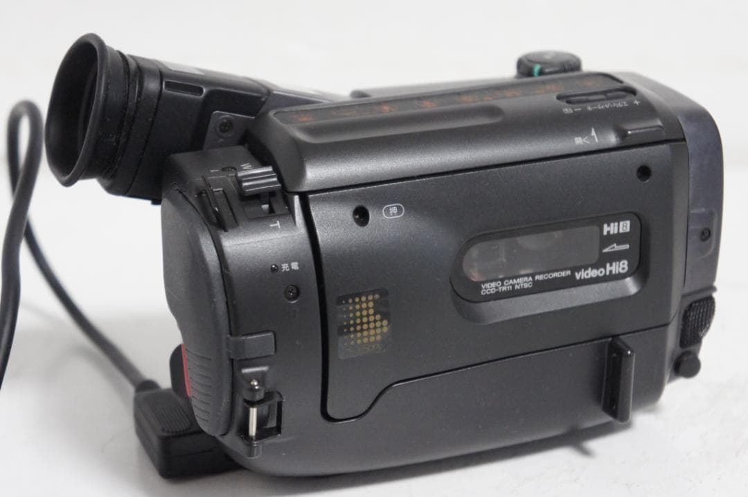 【動作品】CCD-TR11 SONY Hi8ビデオカメラ　8mm 0130