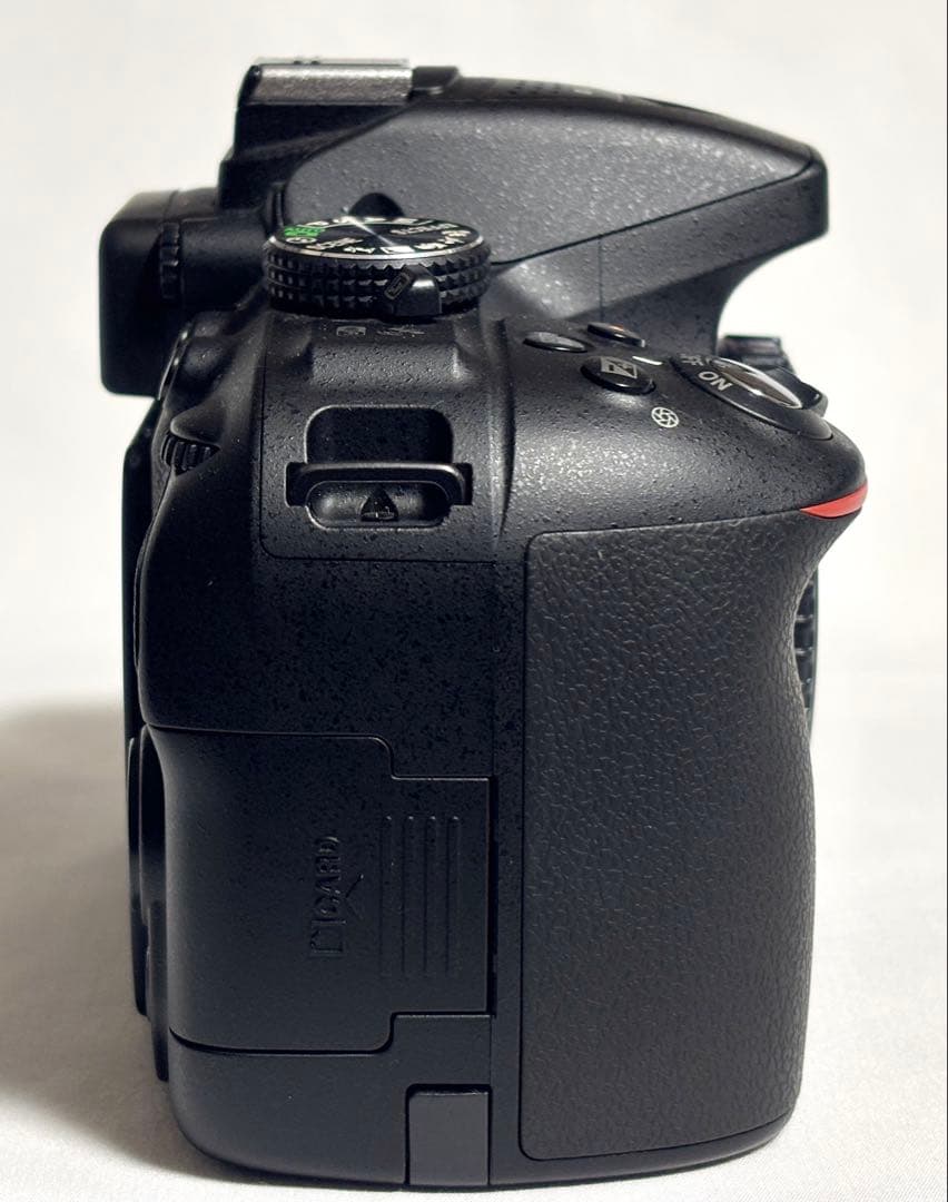 【ほぼ新品 元箱付き 付属品多数】 Nikon D5300 レンズキット
