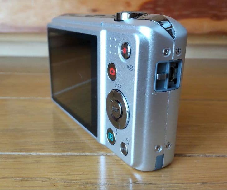 デジタルカメラ CASIO EXILIM EX-ZS160
