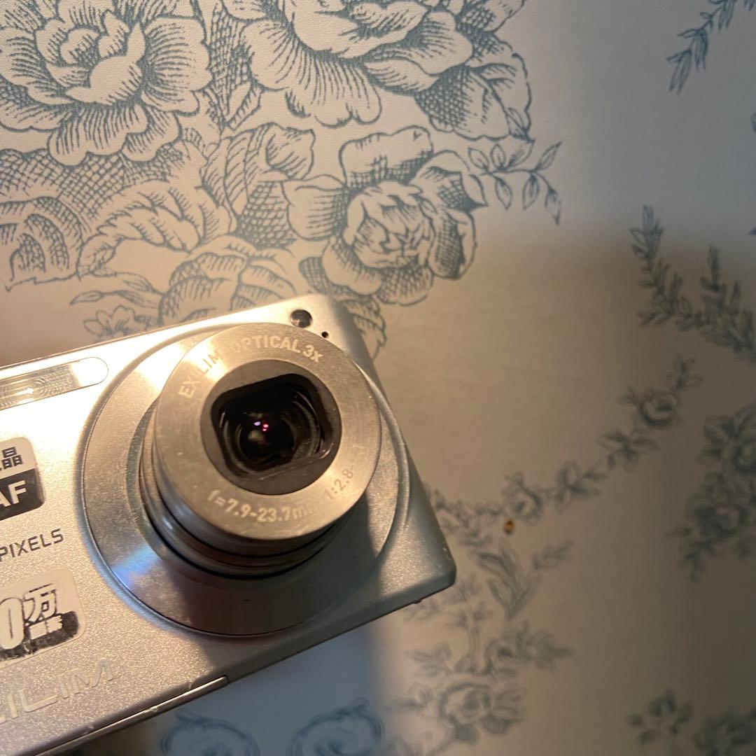 【商品説明必読】CASIO EXILIM EX-Z1050 バッテリー充電器付き