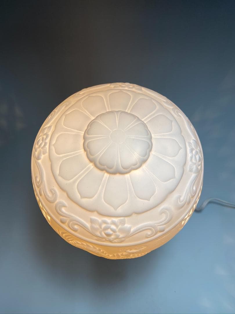 極上の透かし彫り　磁器製 ドラゴン・テーブルランプ 33cm 透光磁器 白磁 龍