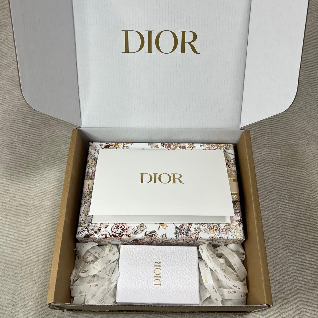 DIOR ディオール マザーズデイ ポーチ ボックス付き ノベルティ 母の日