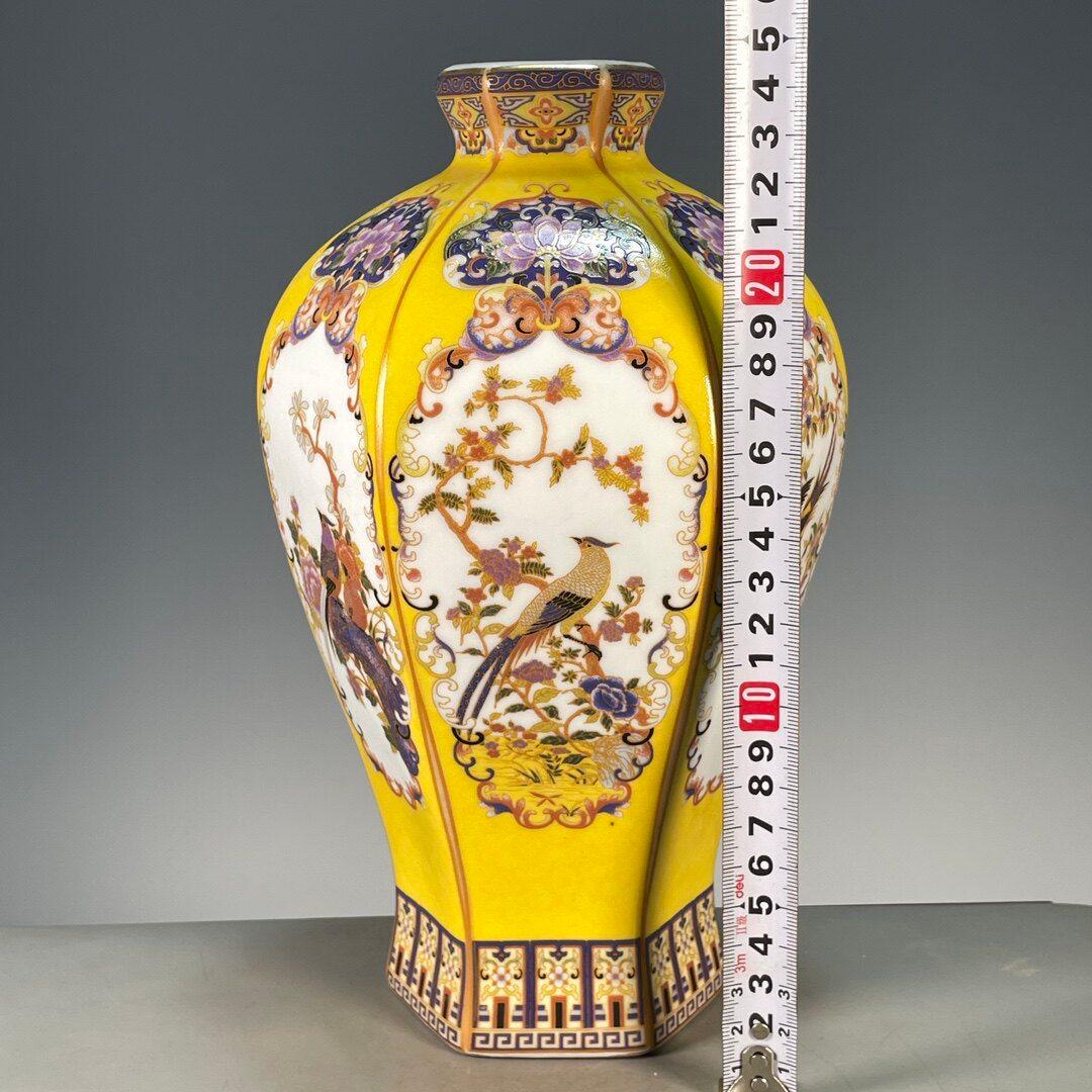 景徳鎮 琺瑯彩黄釉花鳥六稜梅瓶 陶磁器 装飾品 現代工芸品 美術品 置物