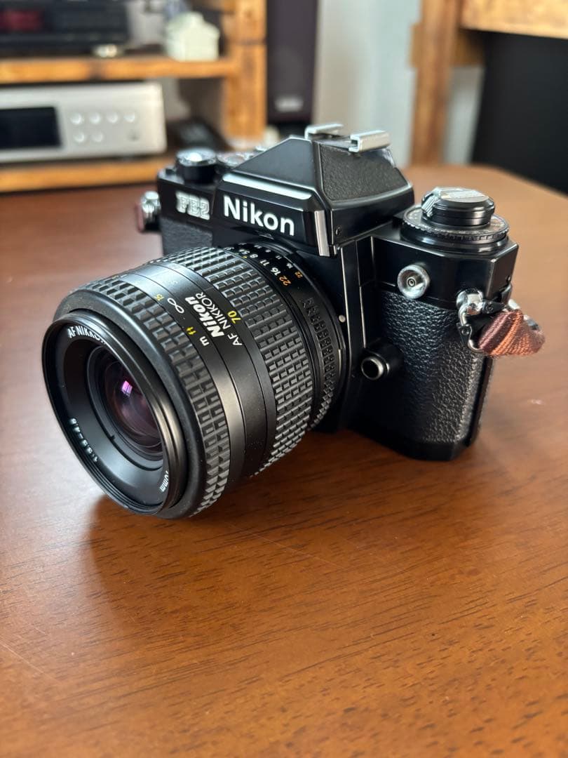 Nikon FE2 フィルム一眼レフカメラ