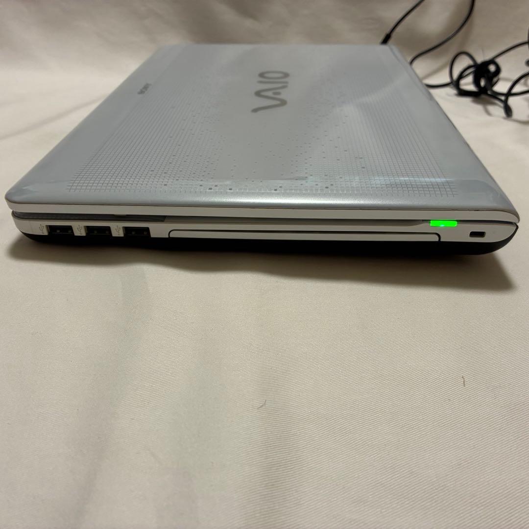 ☆値下げ☆【動作品】SONY ノートパソコン VAIO PCG-71311N
