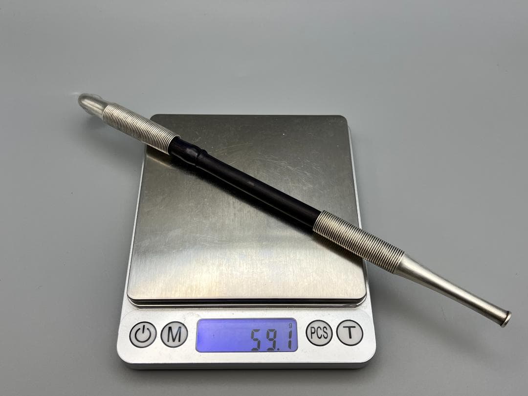 銀製　煙管　キセル　ネジ紋　銀細工　アンティーク　重量約59g