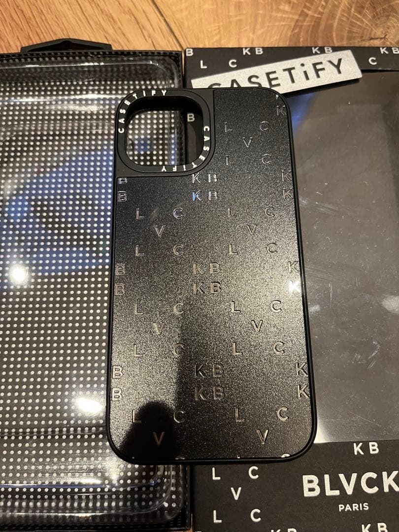 CASSETiFY BLVCK PARIS iPhone13mini ケース