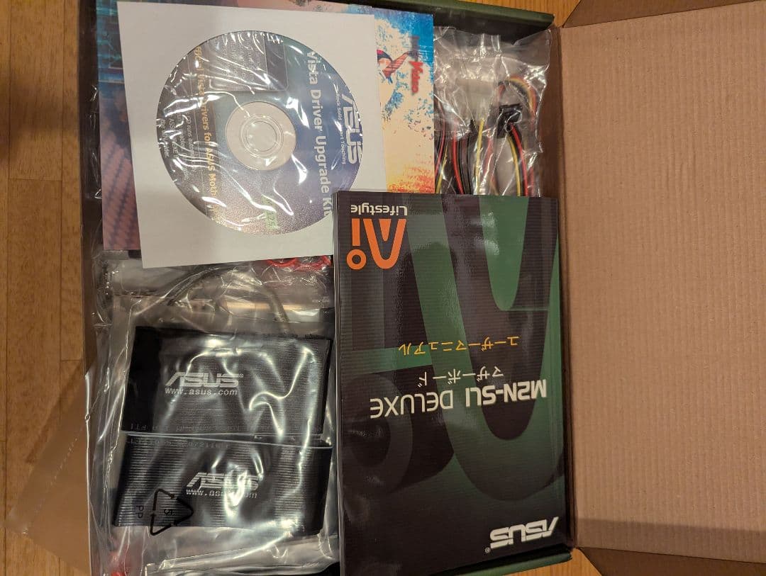 未使用 ASUS M2N-SLI Deluxe Socket AM2