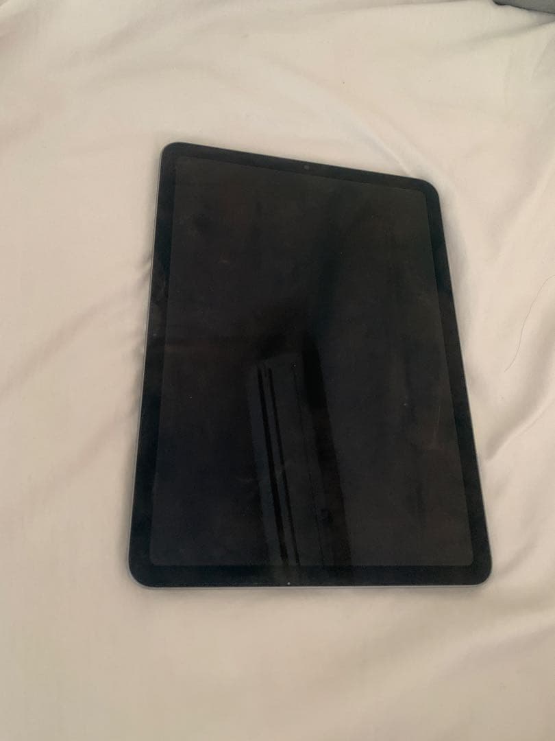 Apple iPad Air 第5世代　グレー 本体