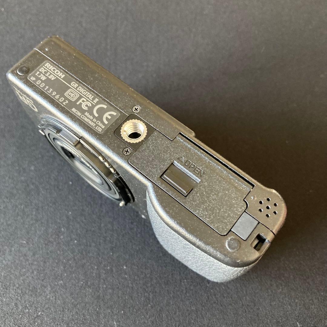 【ジャンク】RICOH GR digital ⅱ コンデジ