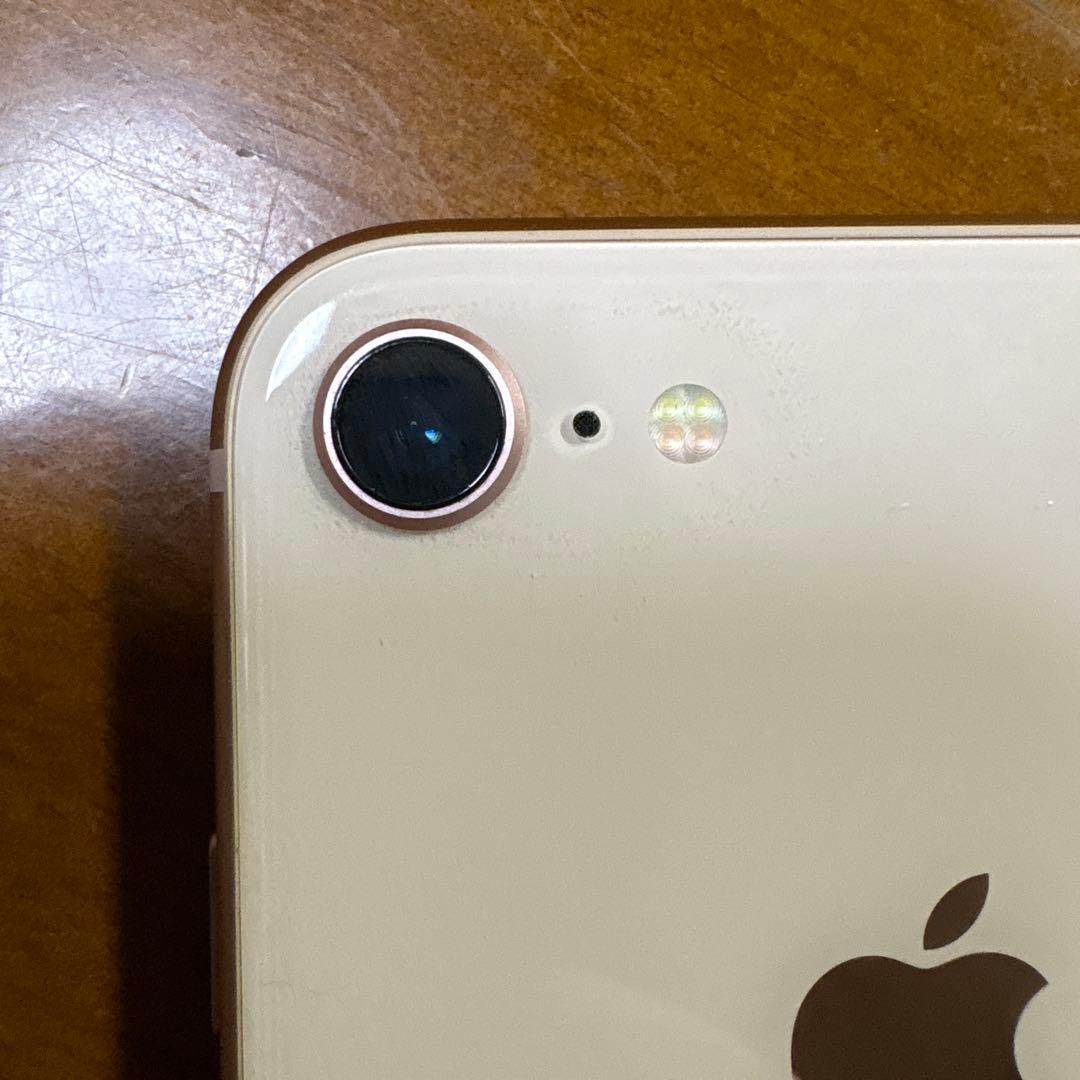 Apple iPhone 8 ゴールド 本体　SIMフリー
