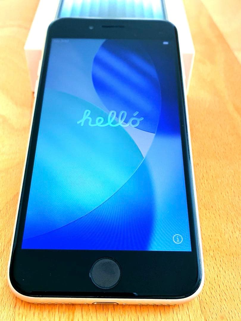 【美品】iPhone SE (第3世代) ホワイト 64GB 本体