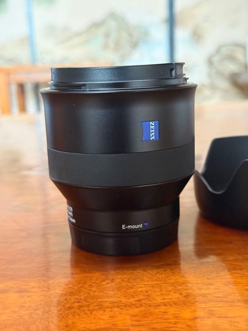 Zeiss Batis 2/25 E-mount レンズ