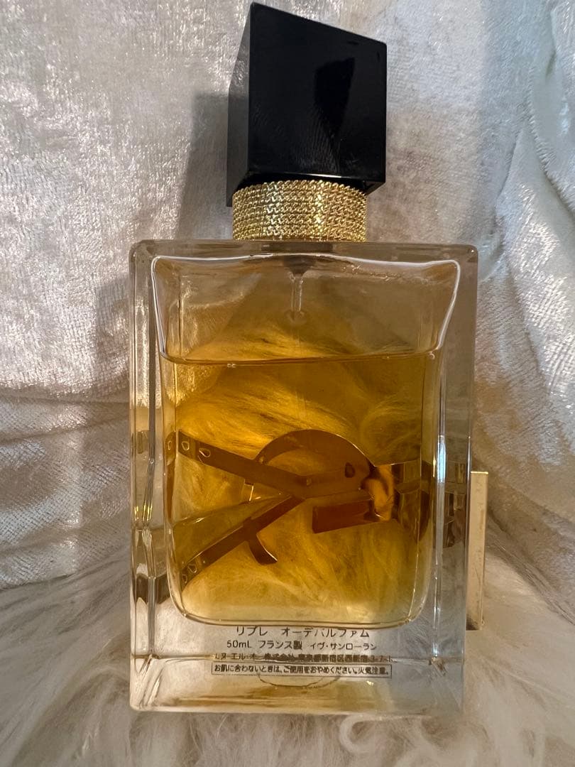 Yves Saint Laurent オードパルファム 50ml