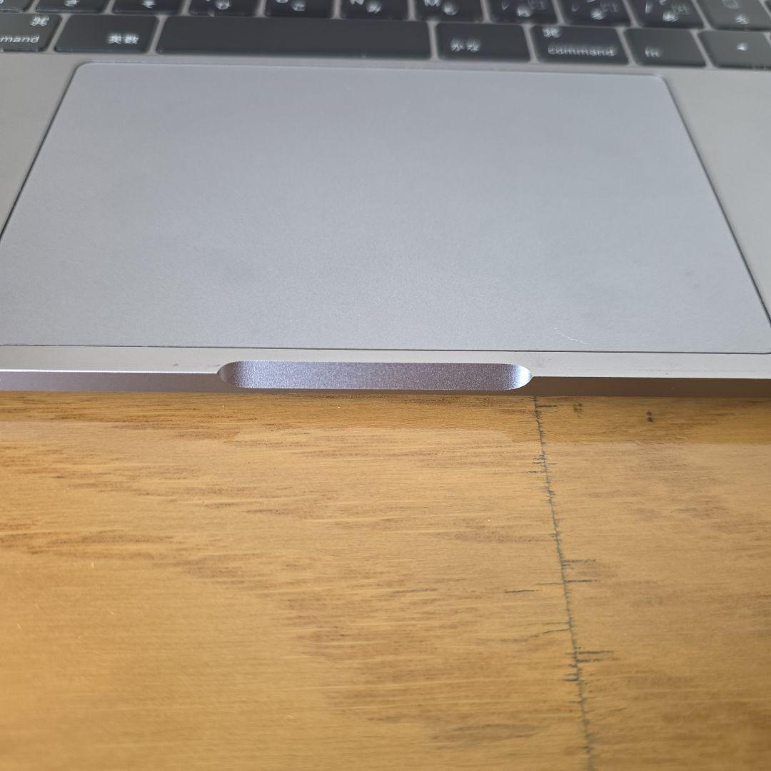 MacBook Pro 2020 8GB/256GB/13インチ/充放電102回