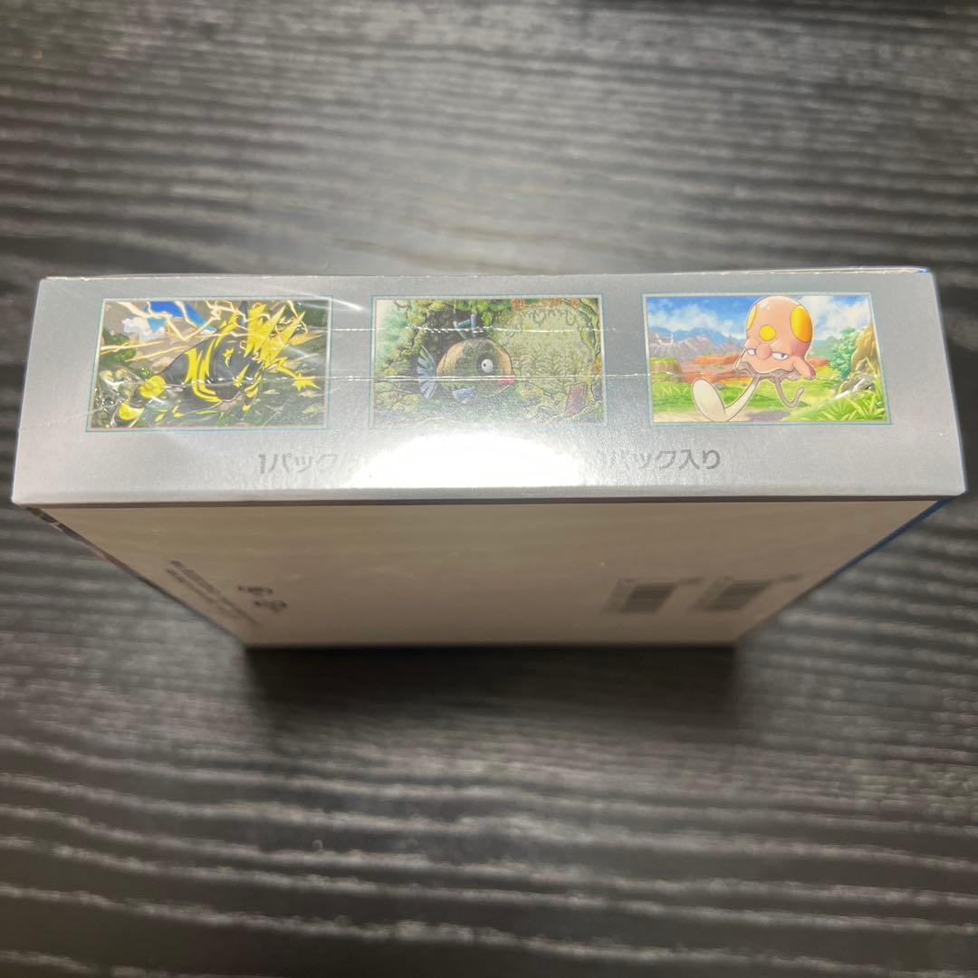 未来の一閃　シュリンク付き未開封1box
