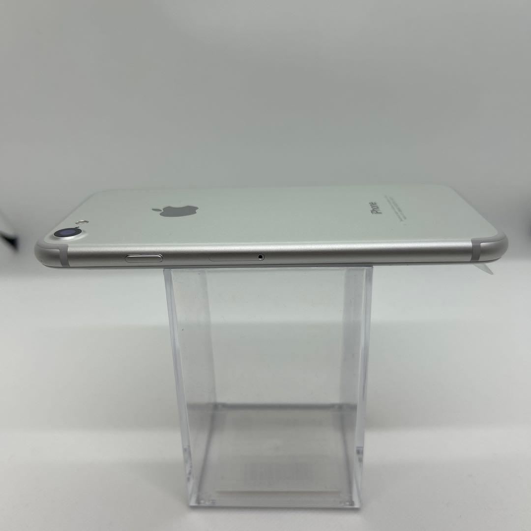iPhone7 32G 画面新品、バッテリー新品100%SIMフリー