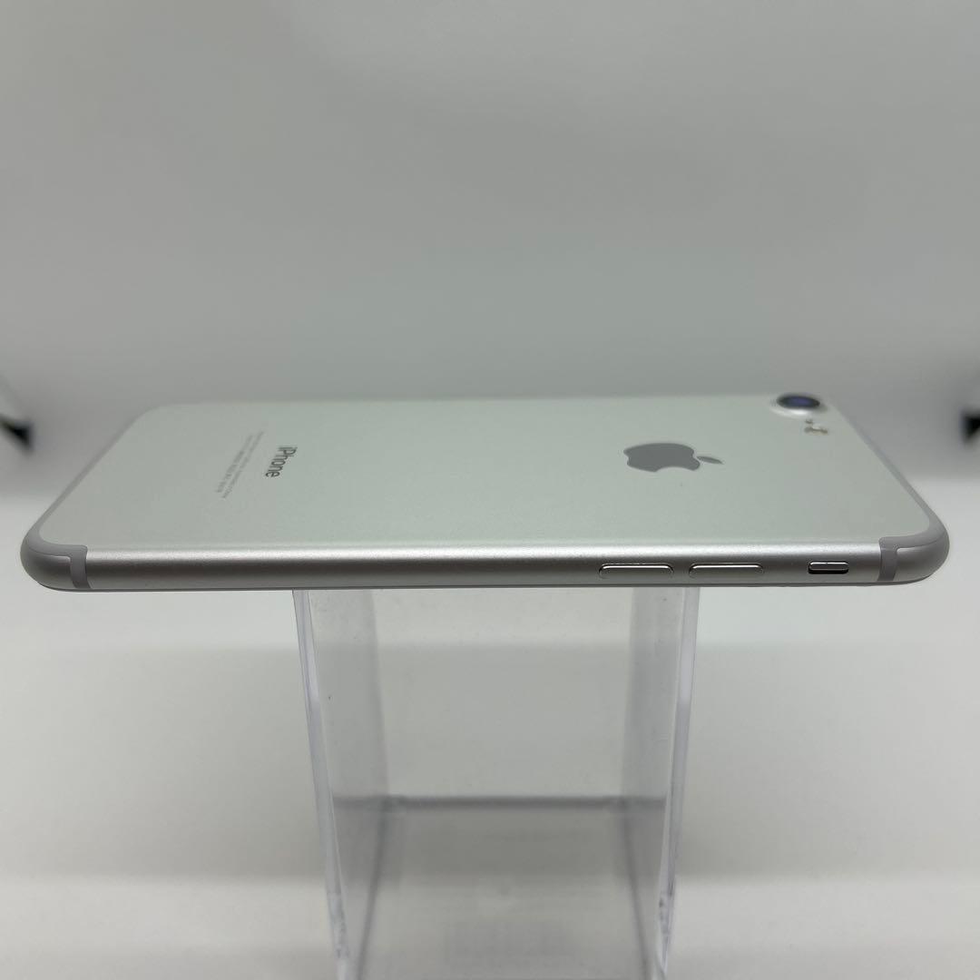 iPhone7 32G 画面新品、バッテリー新品100%SIMフリー
