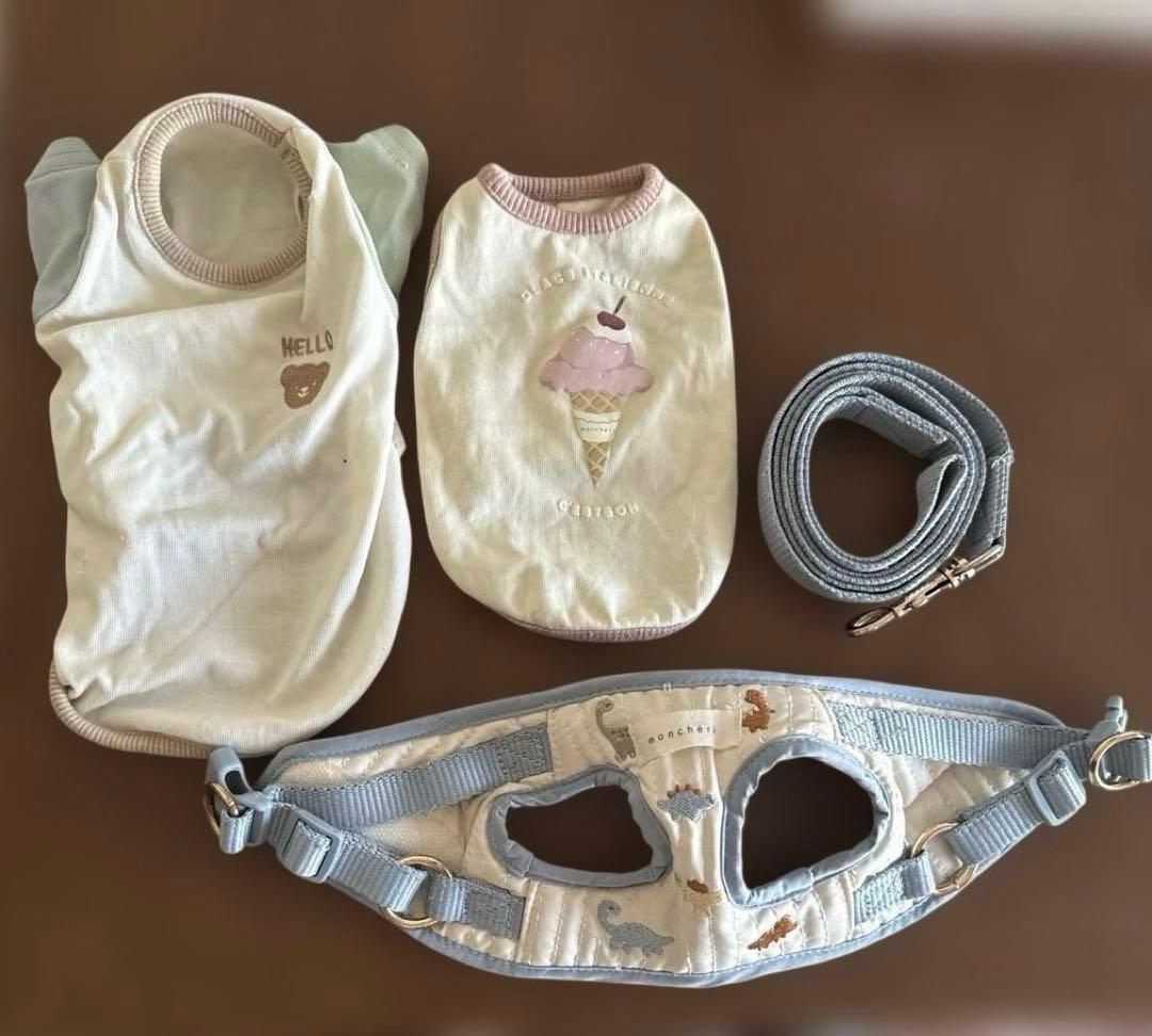 【お値下げ❗️】monchéri（モンシェリ）　ハーネス　リード　洋服　小型犬用