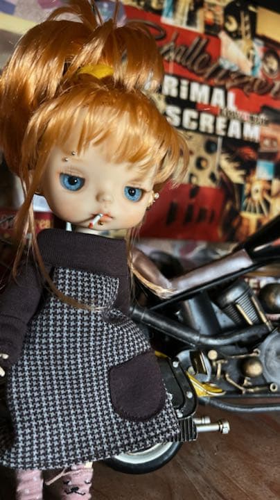 カスタムモンストドール、ブライスのお友達にも♪