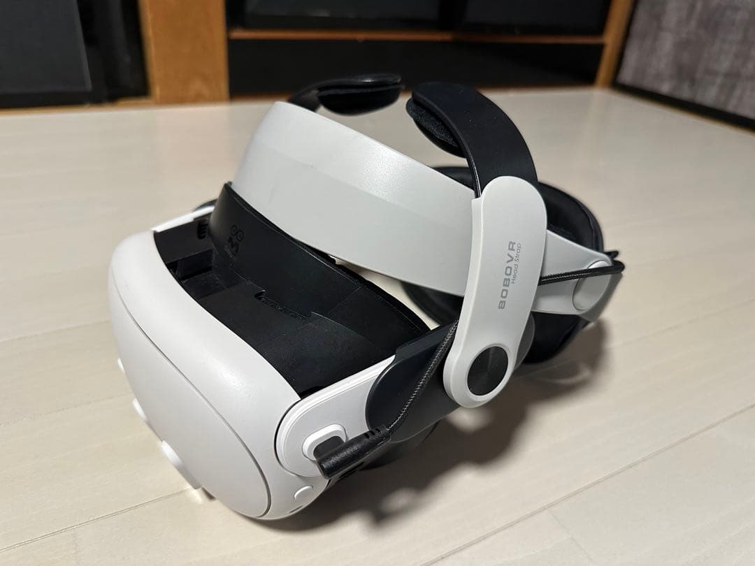 Quest3 本体+ BOBOVR バッテリーx2 充電ドッグ付き