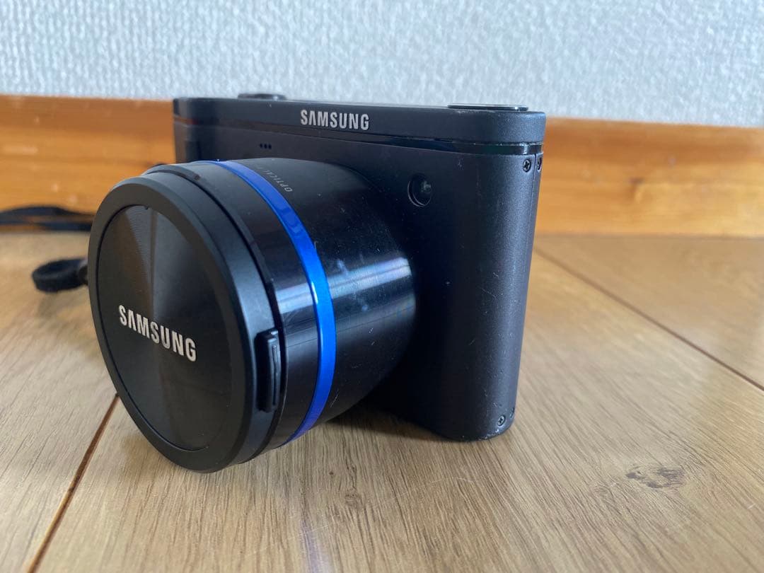 Samsung NV7 コンパクトデジタルカメラ