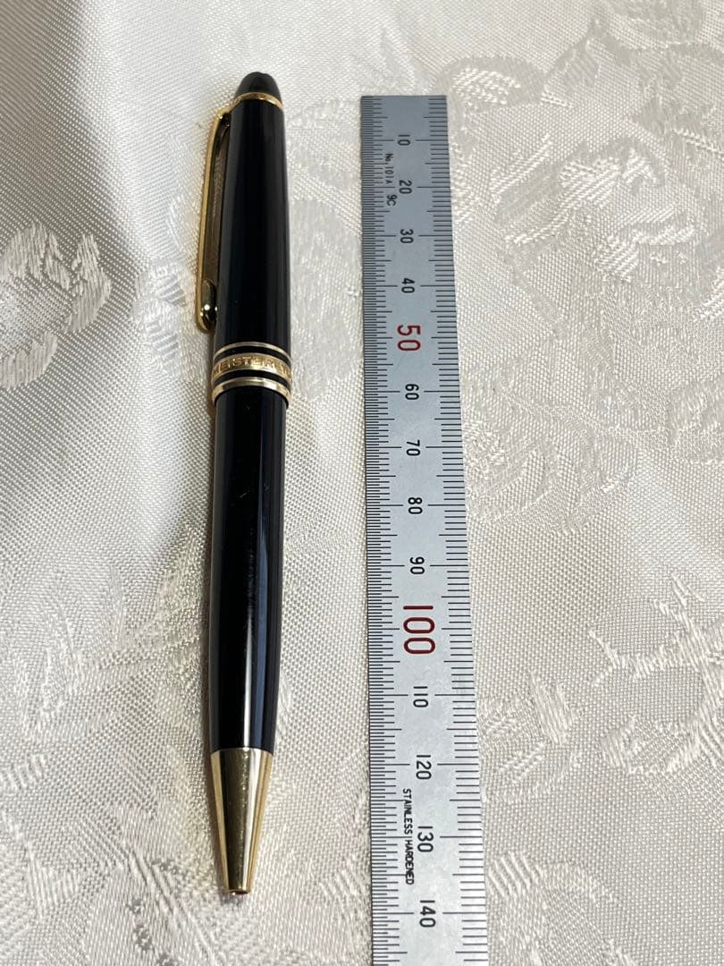 Montblanc ボールペン ブラック　ドイツで購入