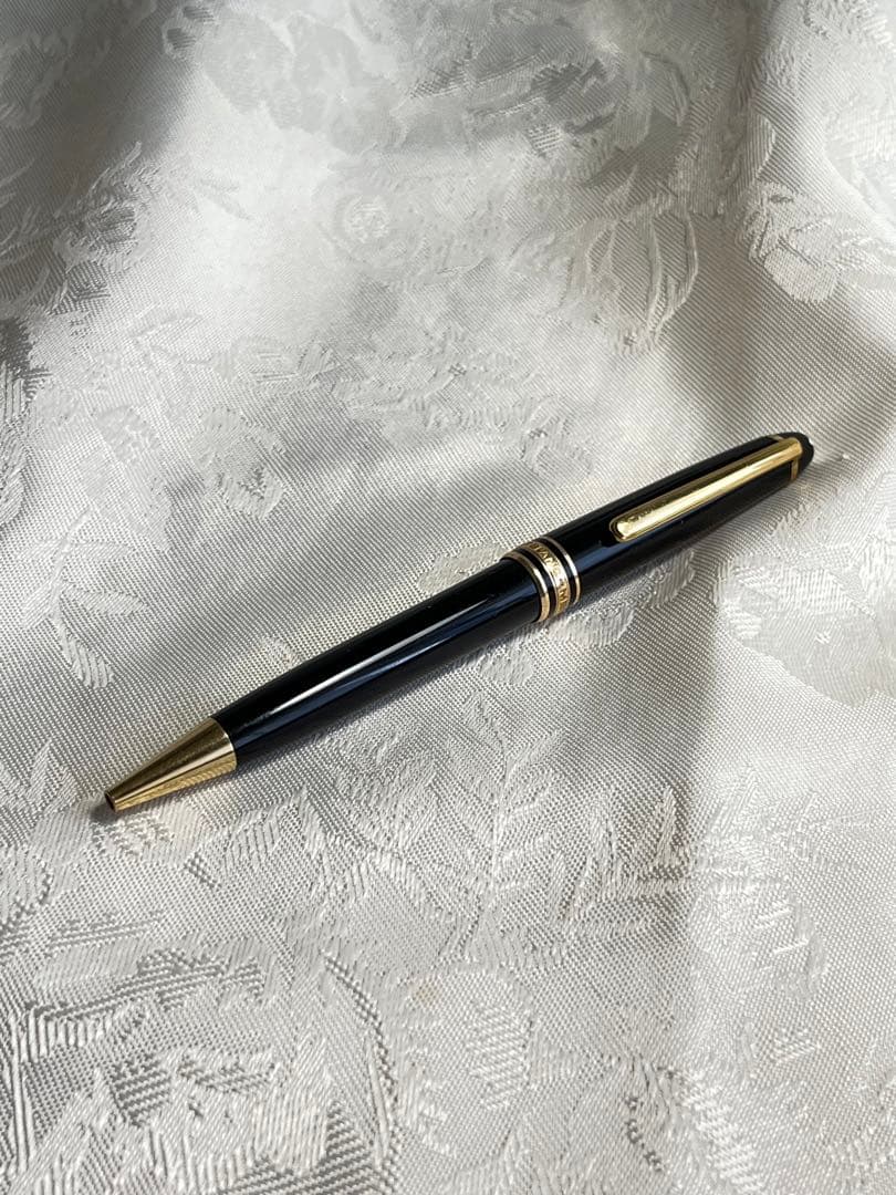 Montblanc ボールペン ブラック　ドイツで購入