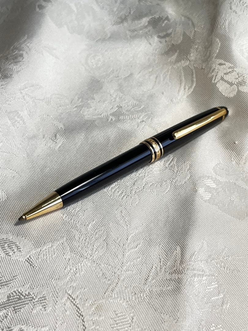 Montblanc ボールペン ブラック　ドイツで購入
