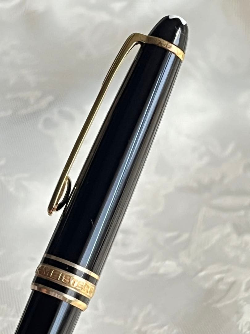 Montblanc ボールペン ブラック　ドイツで購入