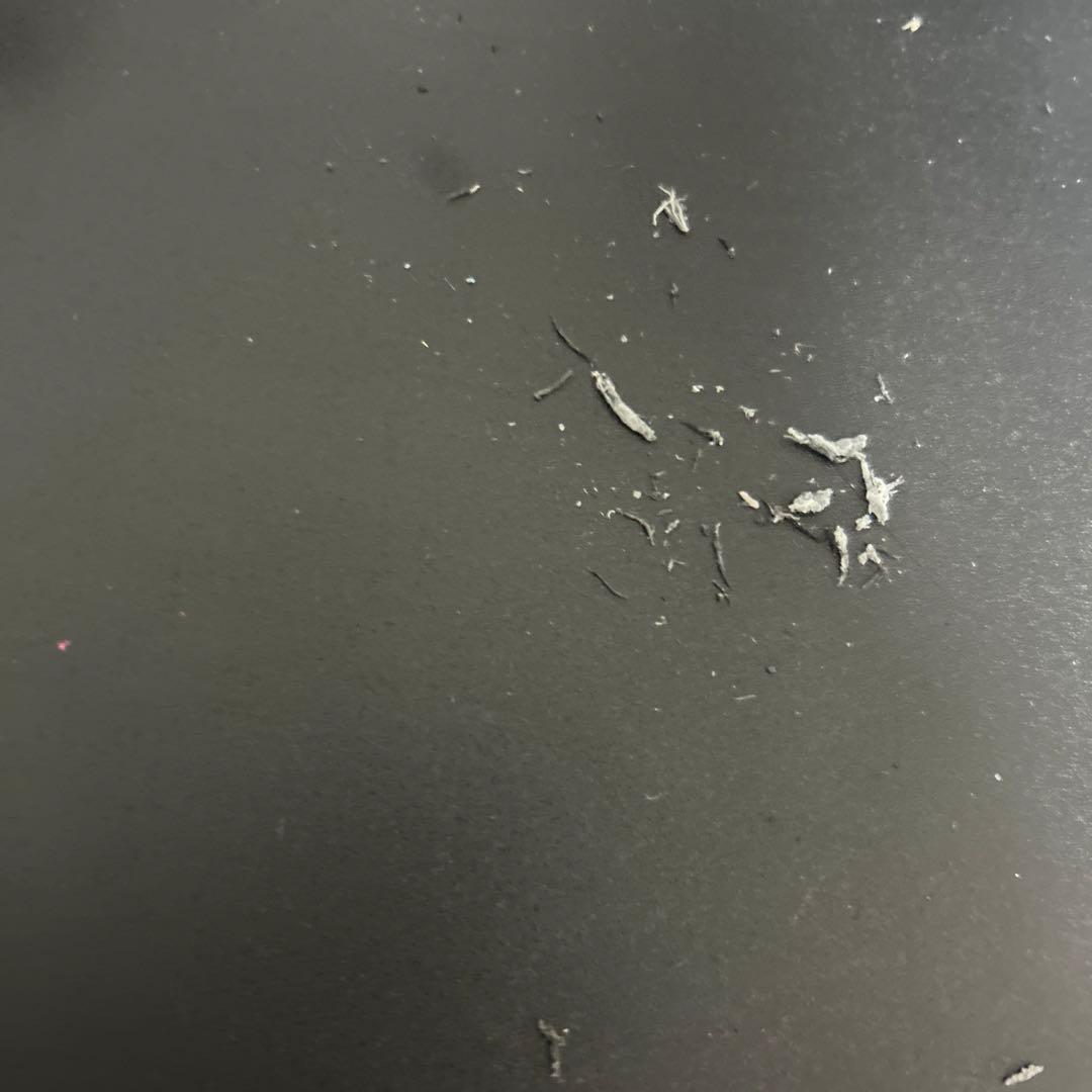 紙がお造りした消しカス