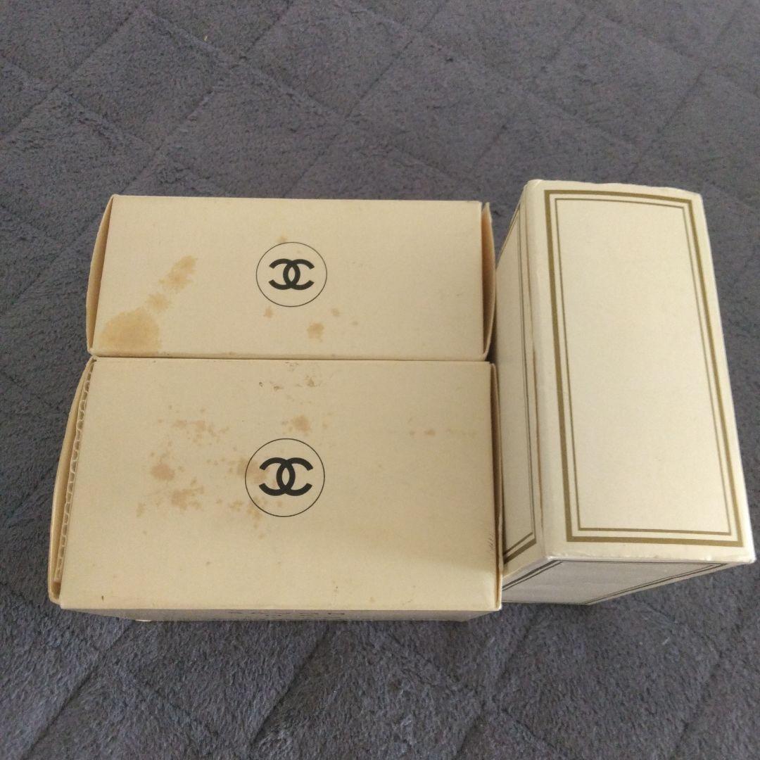約50年前のCHANEL⭐骨董品扱いの出品です