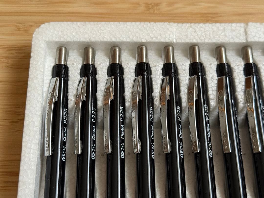 廃番 廃盤 ぺんてる Pentel P225 1ダース 箱付き 完品