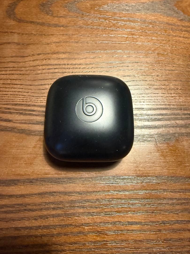 Beats ワイヤレスイヤホン オリーブグリーン