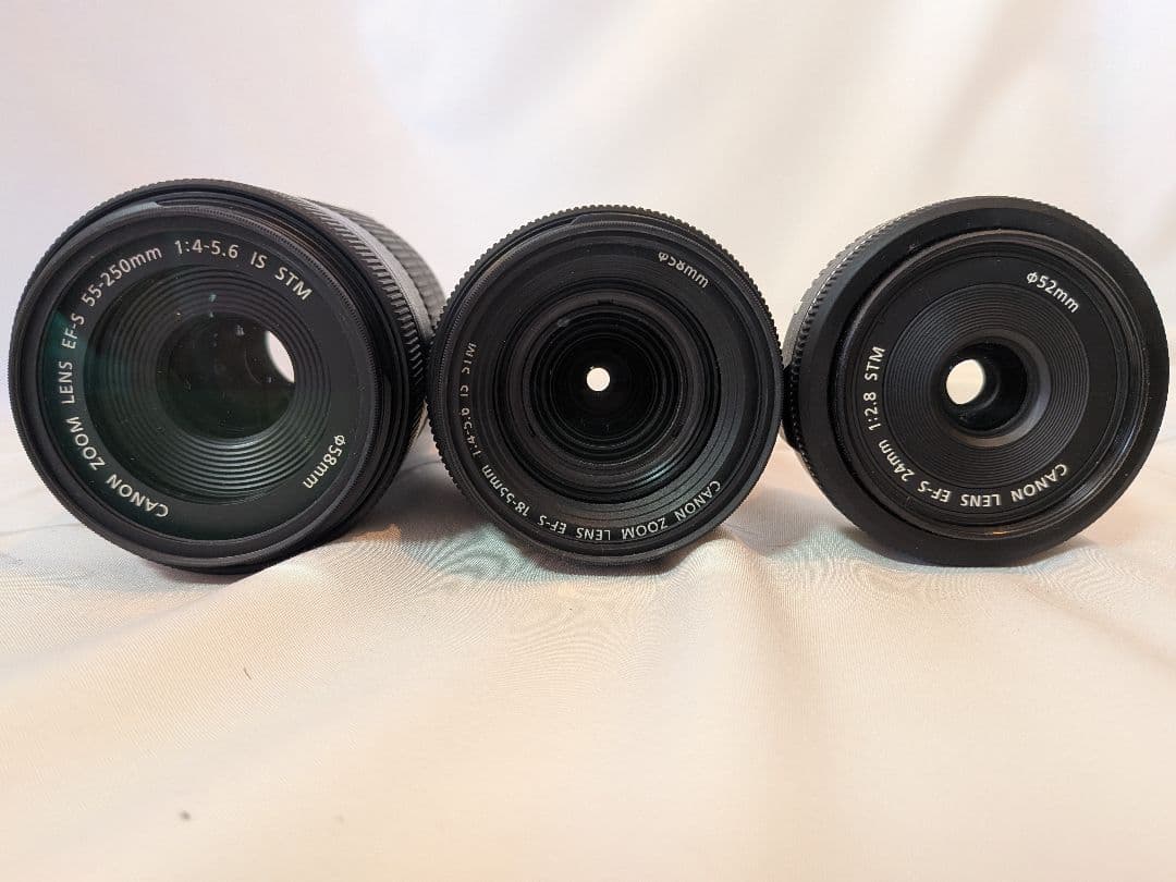 極美品♥Canon EOS Kiss X9i☆トリプルレンズ☆新品バッグ&SD付