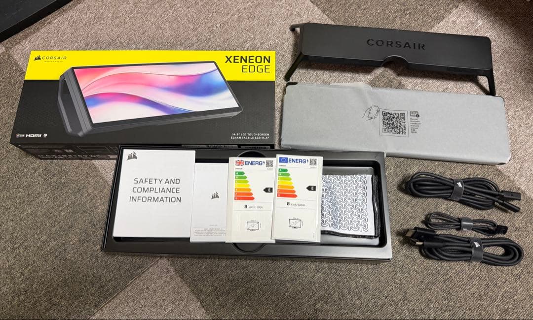 Corsair XENEON EDGE LCDモニター 14.5インチ
