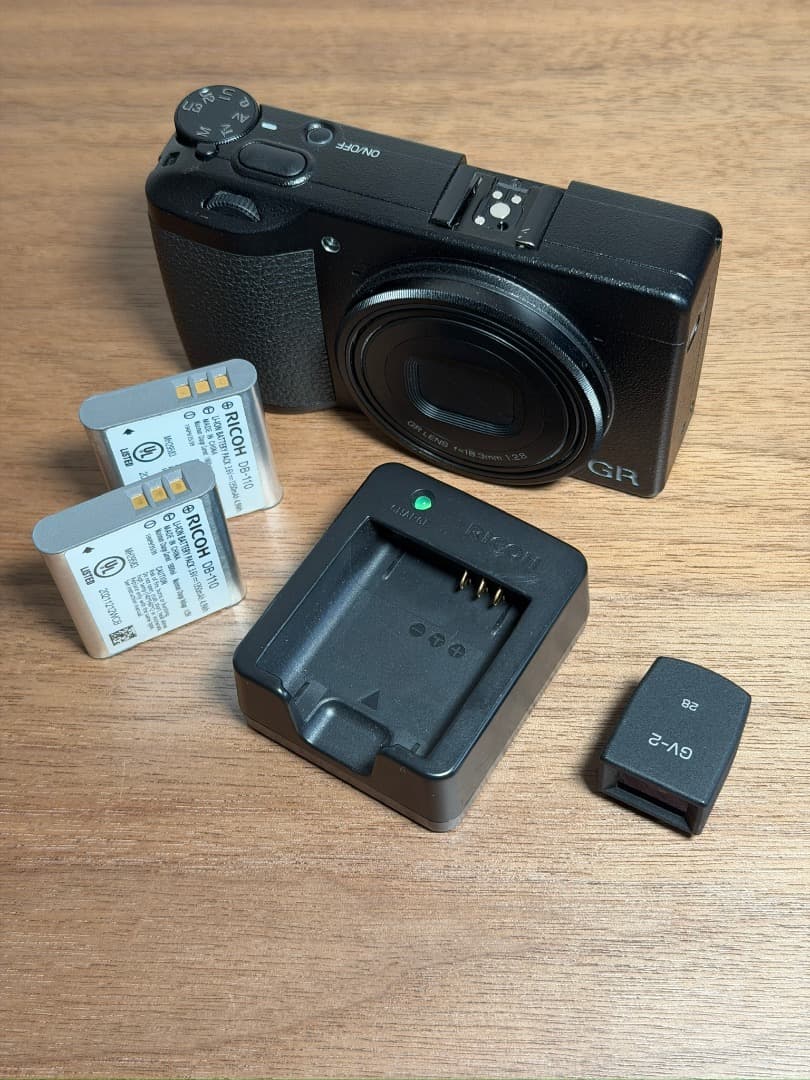 RICOH GR III S約3,476回, 外部ミニファインダーGV-2付き