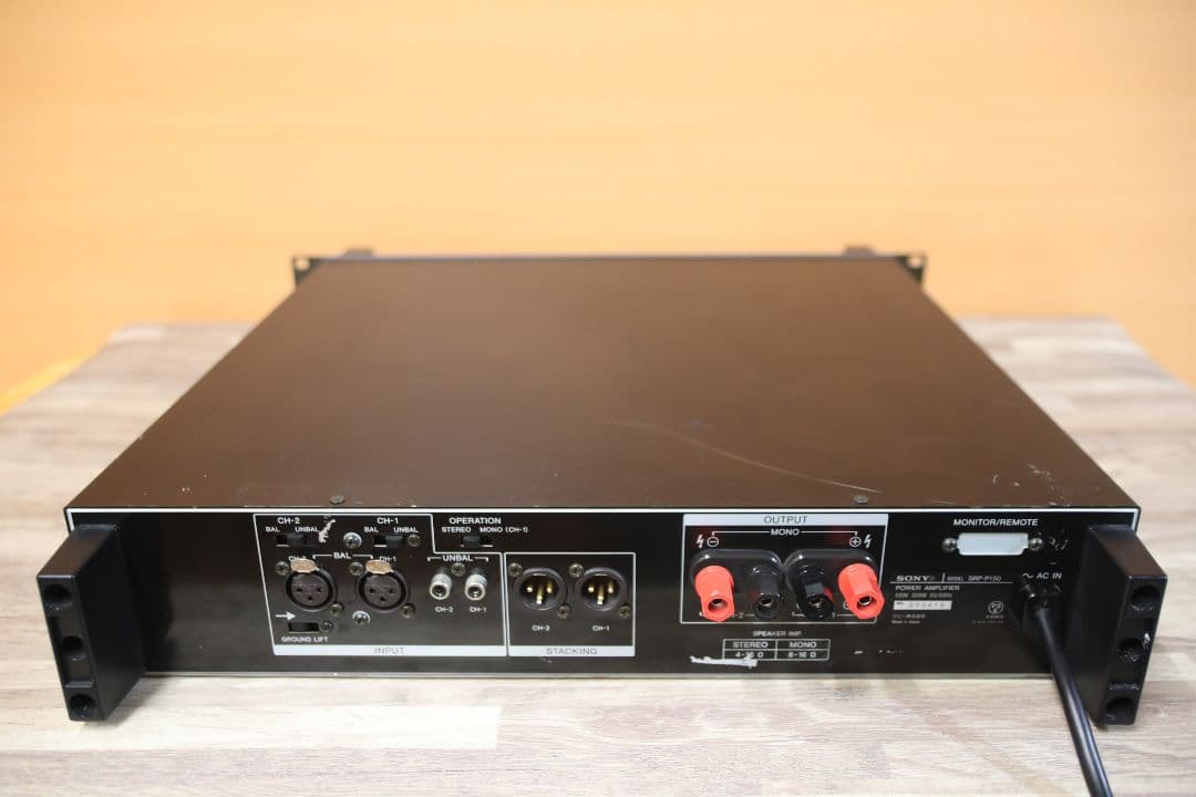 ②SONY　プロ用パワーアンプ