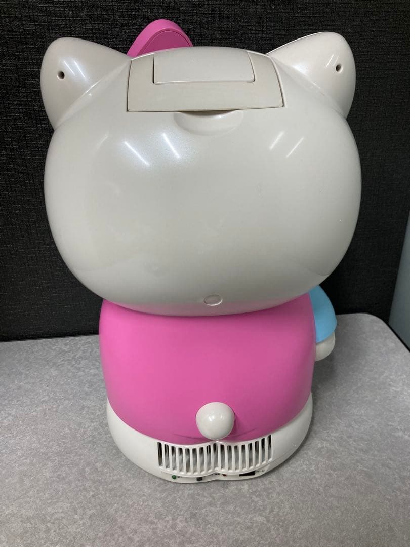 ハローキティー　冷温庫