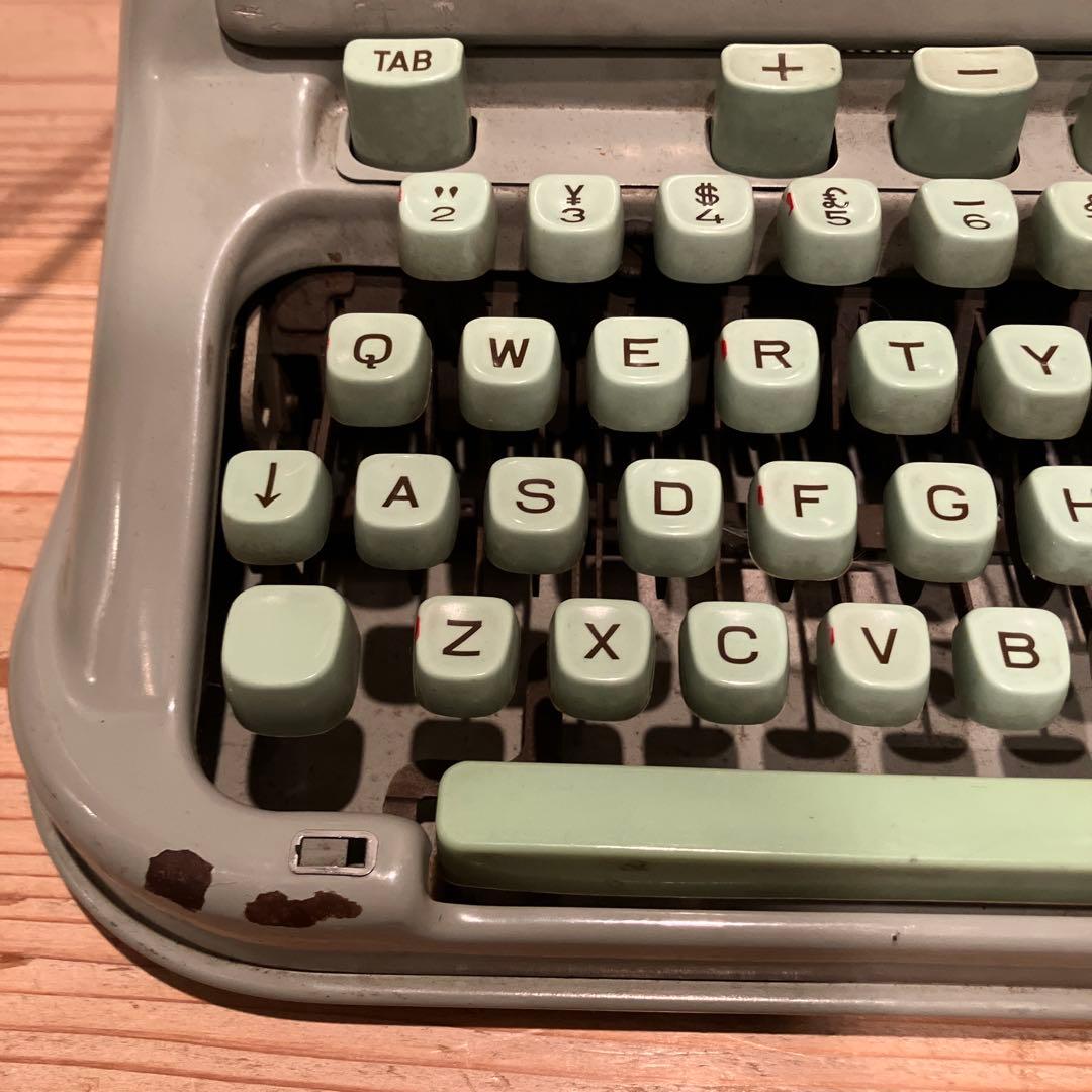 HERMES3000 エルメス タイプライター 昭和レトロ　スイス製