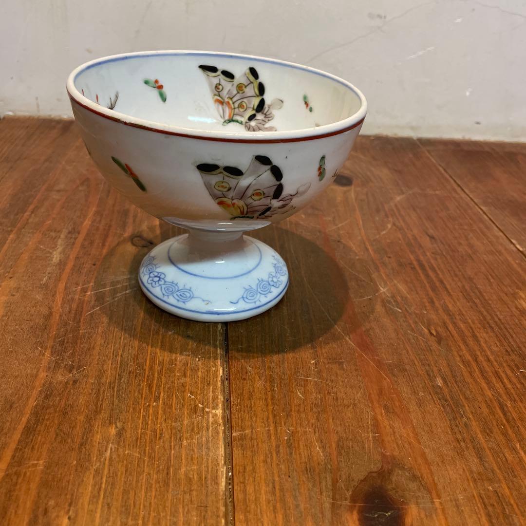美品　古伊万里　染付の器　江戸時代　高杯　杯洗　蝶や植物の絵柄が鮮やかに描かれた