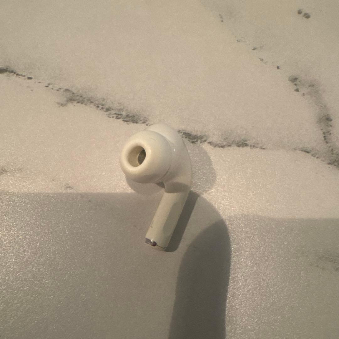 AirPods pro 第2世代　左耳　ライトニング