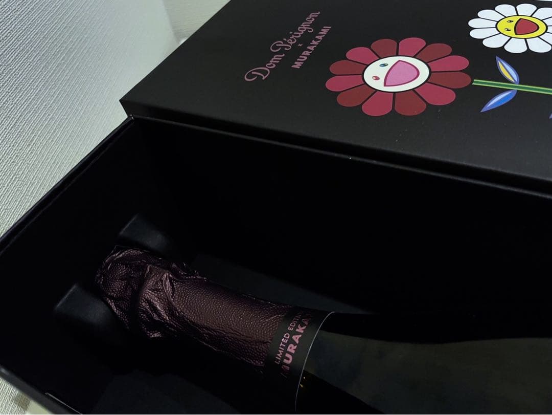 Dom Pérignon Vintage 2010 花柄デザイン