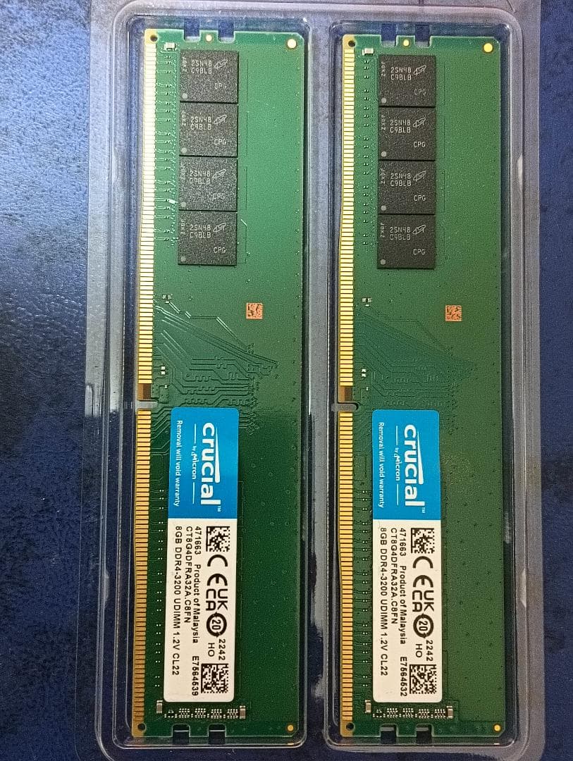 ★Crucial 16GB DDR4 メモリー(CT2K8G4DFRA32A)★