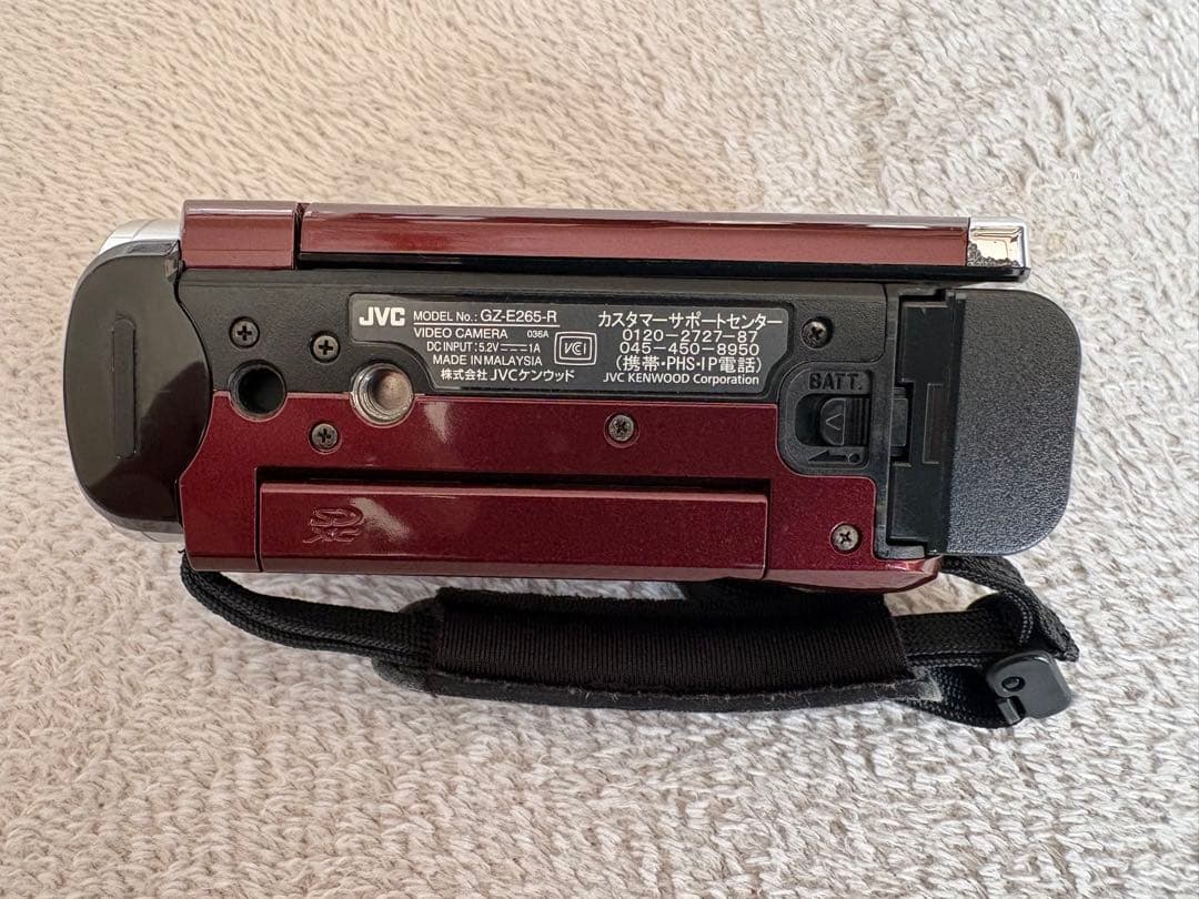 エブリオJVC Victor Everio GZ-E265 ☆（SD32G付き）