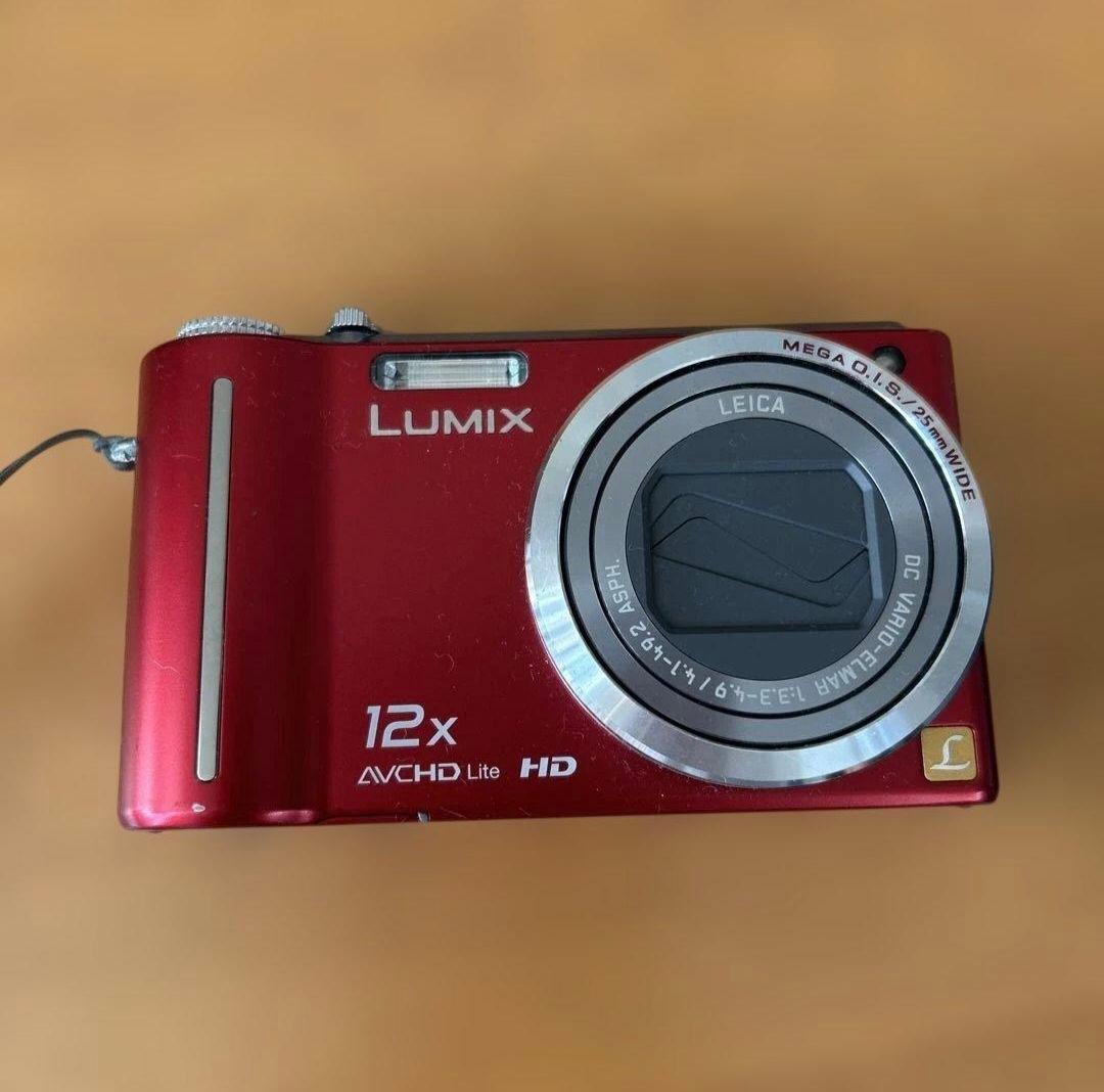 LUMIX 12x AVCHD Lite HD レッド