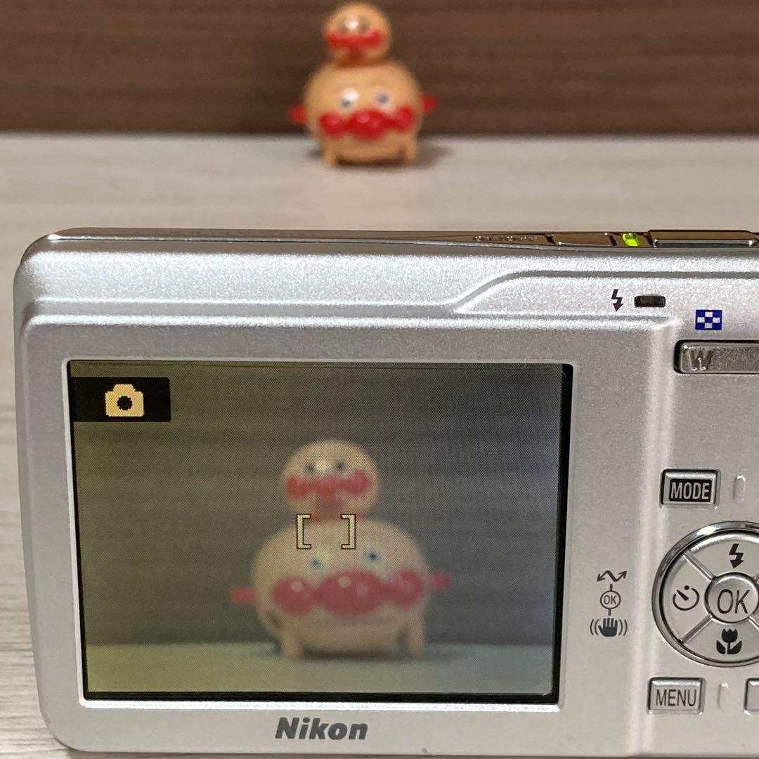 【美品】人気 ニコン Nikon COOLPIX S200 デジタルカメラ